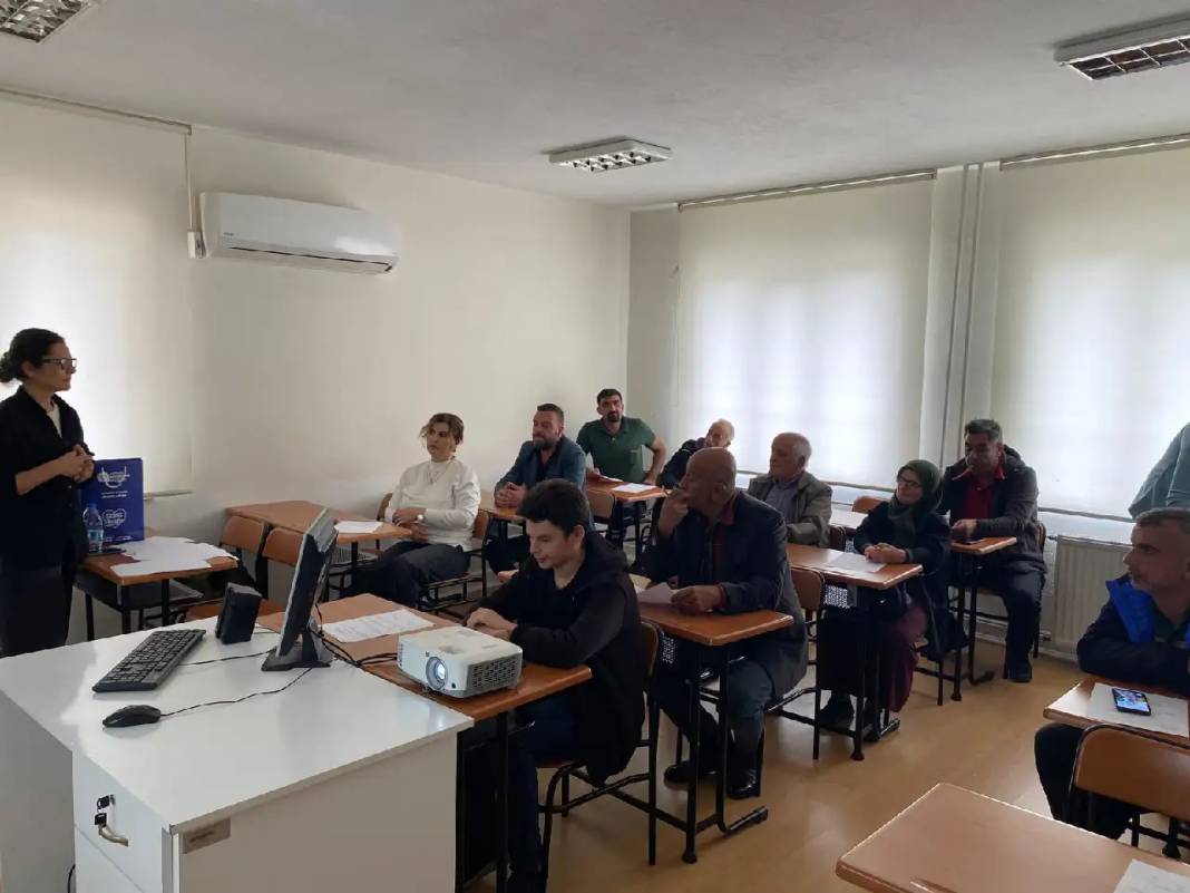 Antalya'da Çiftçilere Ücretsiz Eğitim! 2
